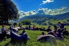 Čítanie v objatí prírody a pohodlia - Detský turistický tábor v Zázrivej