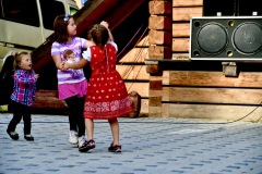 MAR_7909_resize