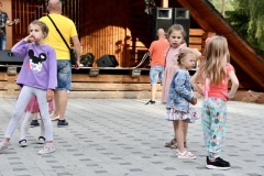 MAR_7922_resize