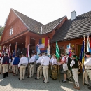 Vlajky a štandardy spolkov a samospráv účastných na 3 Zjazde Karpatskom.