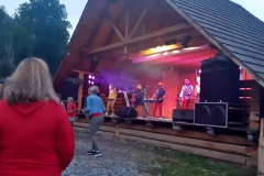 67122023_636789103486409_2031325535925174272_n